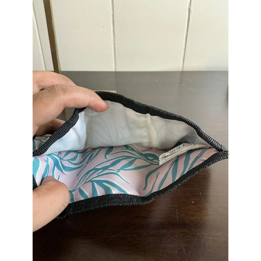 RVCA Wallet Women's Trifold Pink‎ Blue Palm Leaf Print Travel Accessory